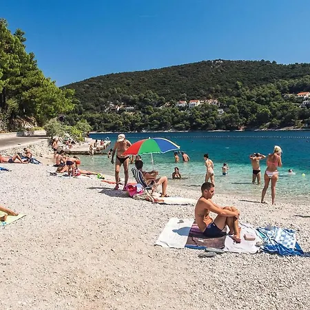 Gorgeous Home In Pucisca With Wifi Holiday home *
